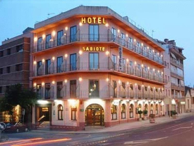 Hotel Sabiote Pineda de Mar Exterior photo